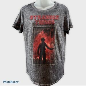 Stranger Things Gray Short Sleeve Graphic Tee Size Large Juniors